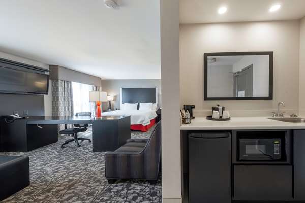  - Hampton Inn & Suites Dupont - I-5, Exit 119