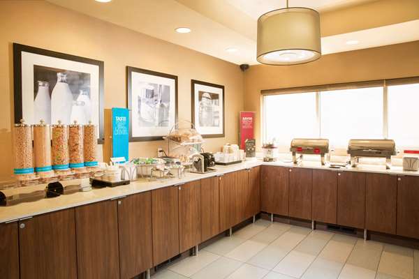 Amenities - Hampton Inn & Suites Downtown Seattle