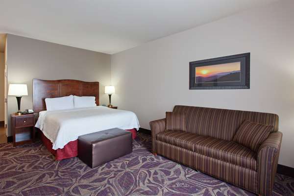  - Hampton Inn Everett