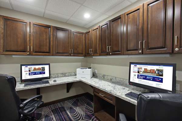 Conference Area - Hampton Inn Everett