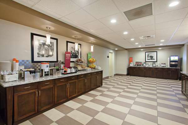 Restaurant - Hampton Inn Everett