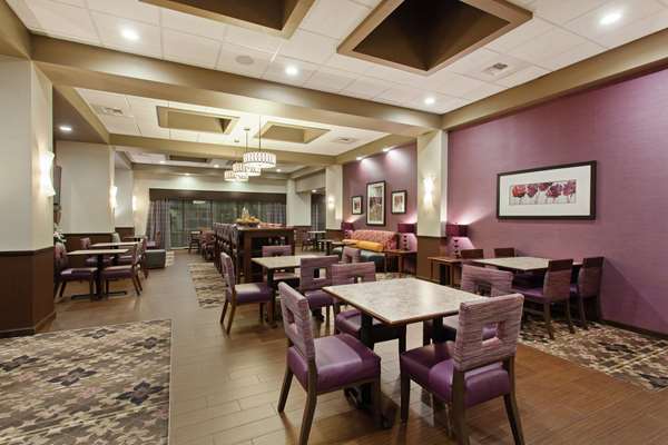 Restaurant - Hampton Inn Everett