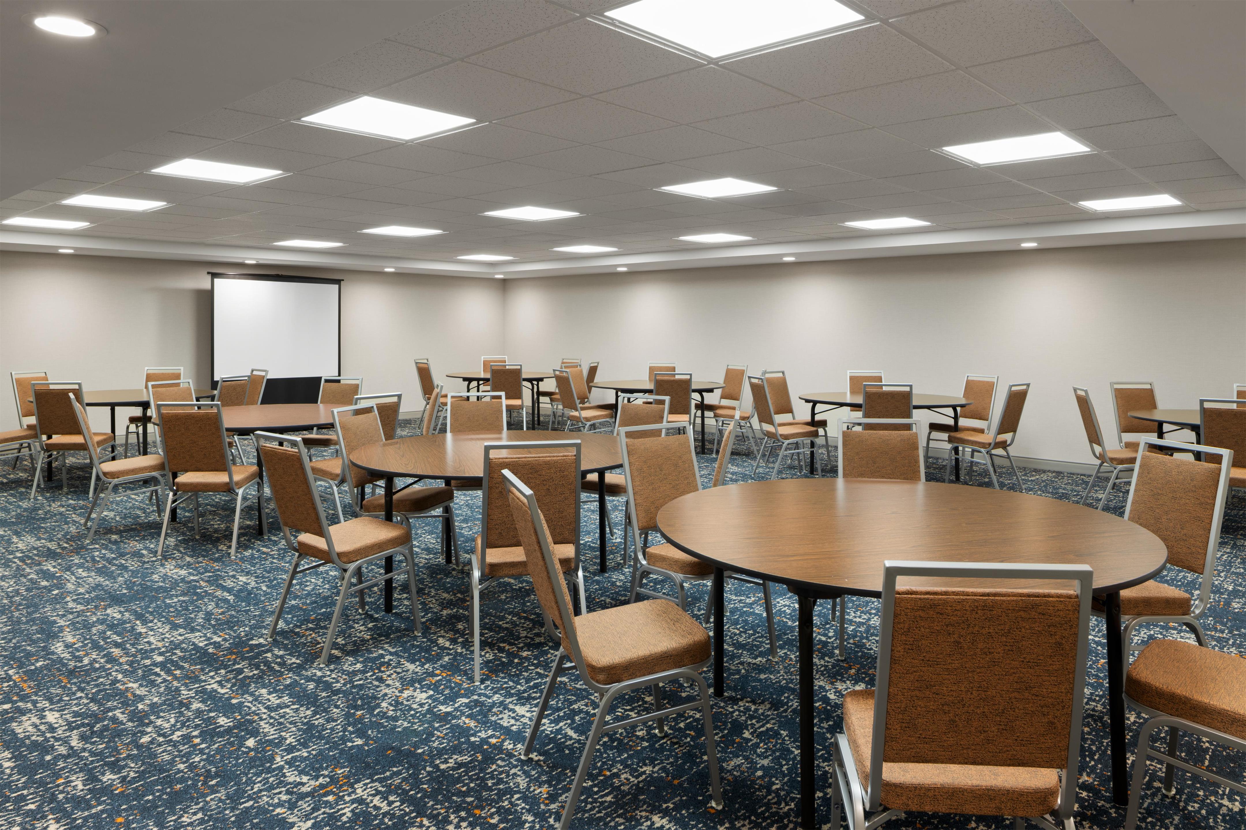 Meeting Room | Hampton Inn Seattle/Everett