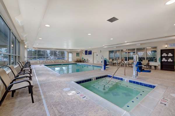 Pool - Hampton Inn & Suites Federal Way - I-5, Exit 143
