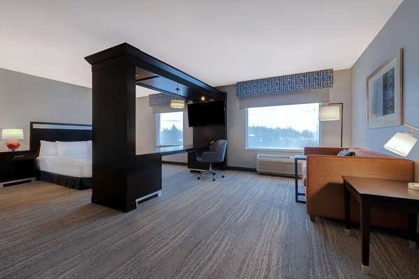  - Hampton Inn & Suites Federal Way - I-5, Exit 143
