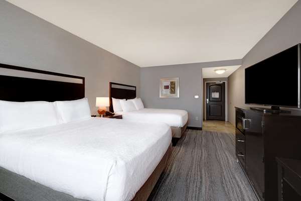  - Hampton Inn & Suites Federal Way - I-5, Exit 143