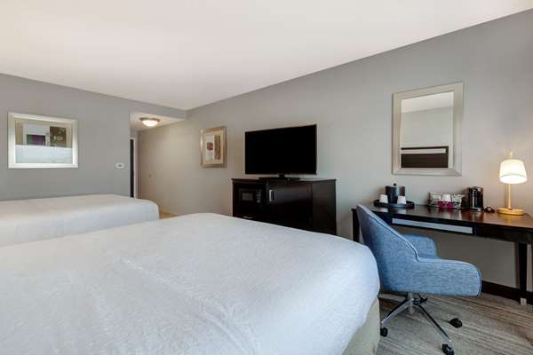  - Hampton Inn & Suites Federal Way - I-5, Exit 143
