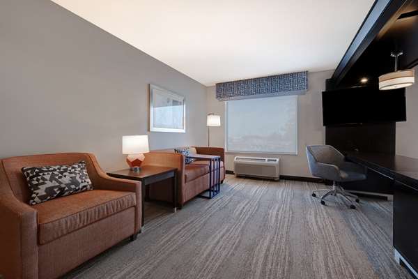  - Hampton Inn & Suites Federal Way - I-5, Exit 143