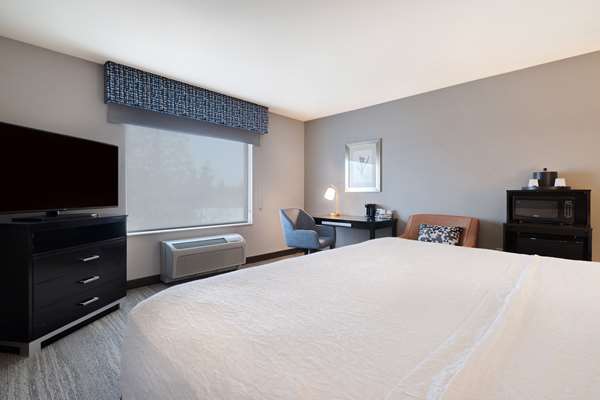  - Hampton Inn & Suites Federal Way - I-5, Exit 143