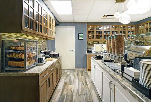 Amenities - Homewood Suites by Hilton Downtown Seattle