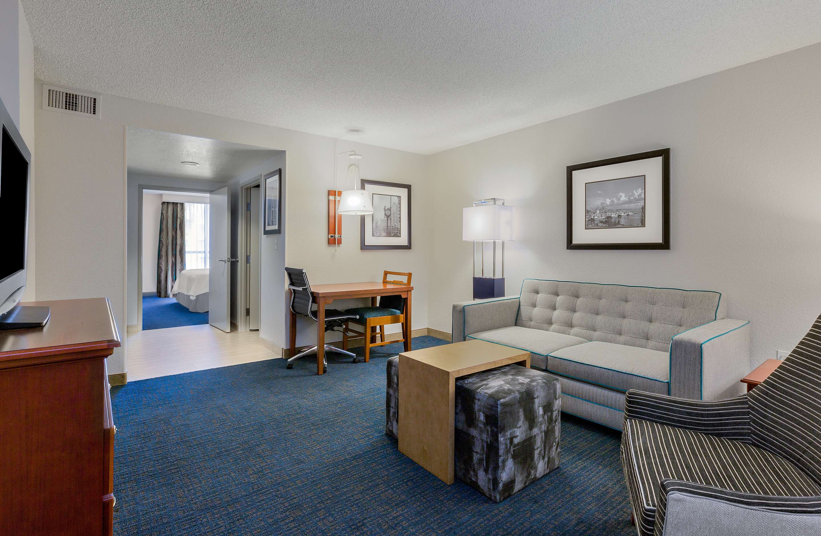 Guest room