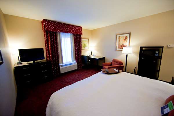  - Hampton Inn & Suites Kent