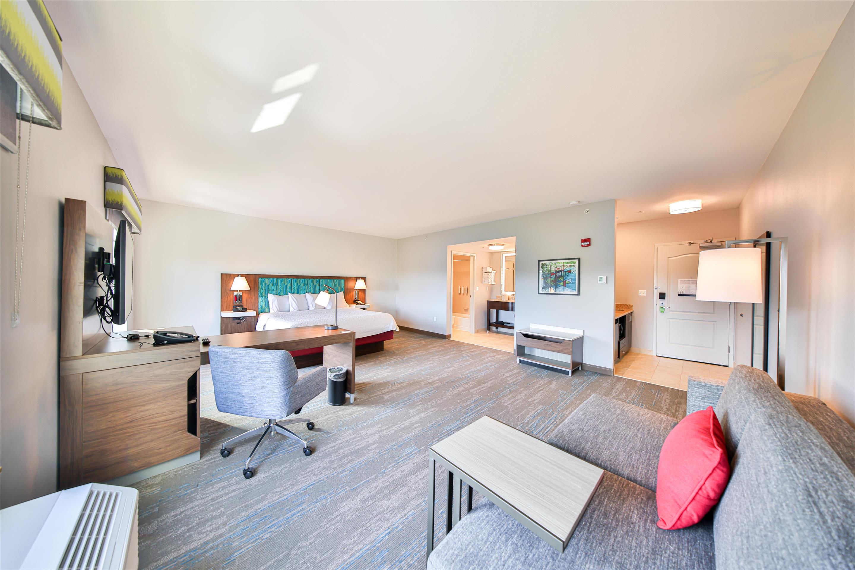 Guest room