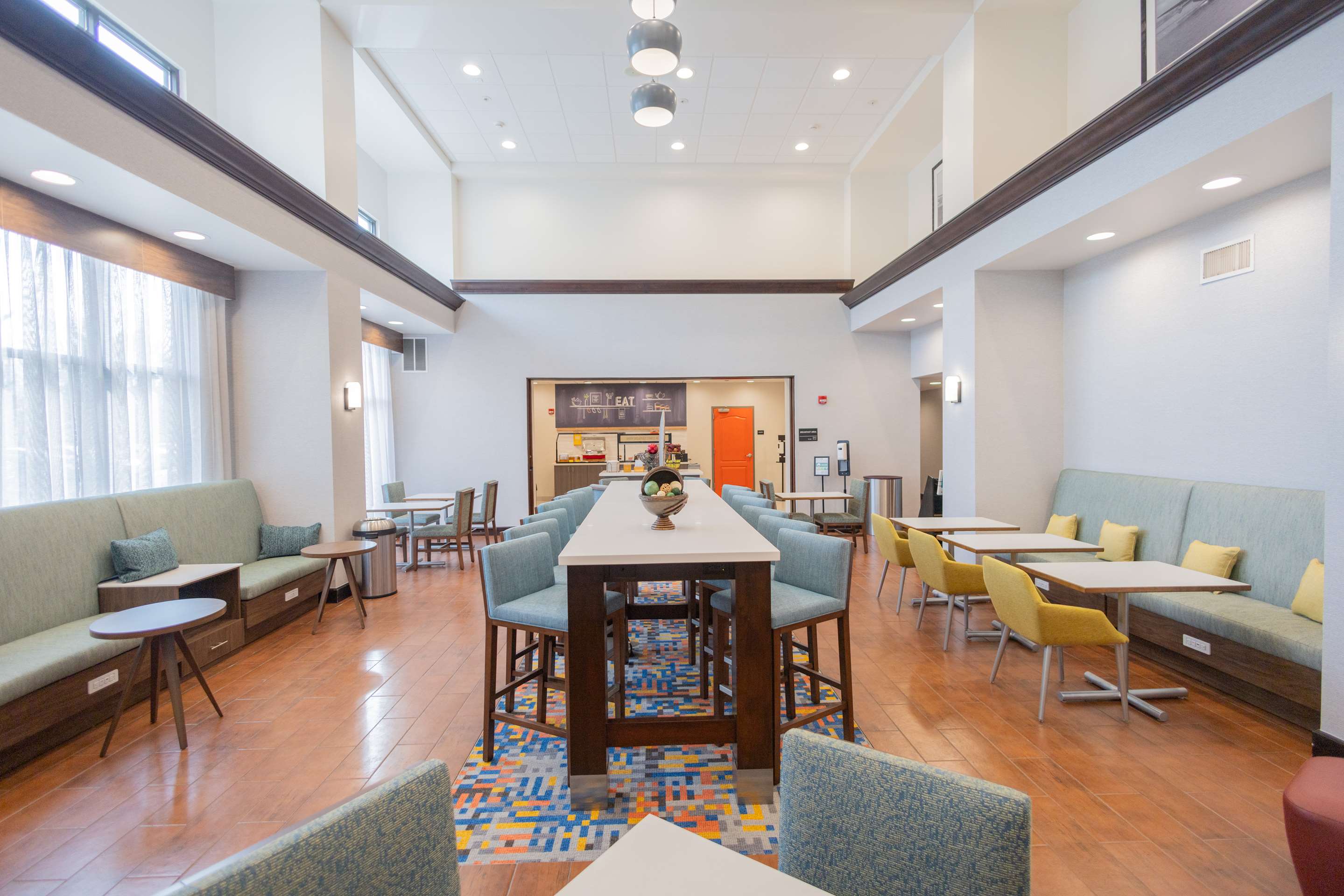 Restaurant | Hampton Inn & Suites Seattle/Kent,WA
