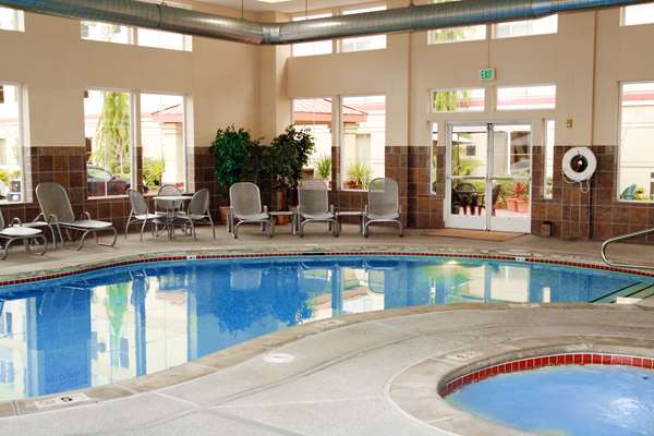 Pool - Hampton Inn & Suites Lynnwood - I-5, Exit 181