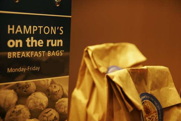 Restaurant - Hampton Inn & Suites Lynnwood - I-5, Exit 181