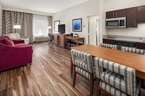  - Hampton Inn & Suites Lynnwood - I-5, Exit 181