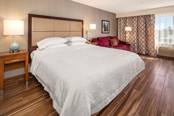  - Hampton Inn & Suites Lynnwood - I-5, Exit 181