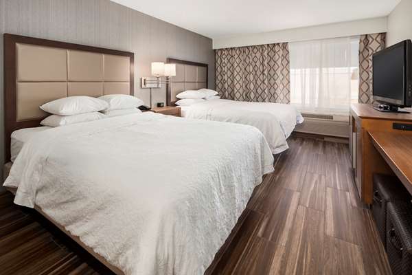  - Hampton Inn & Suites Lynnwood - I-5, Exit 181