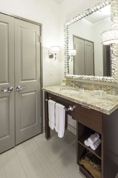  - Homewood Suites by Hilton Lynnwood