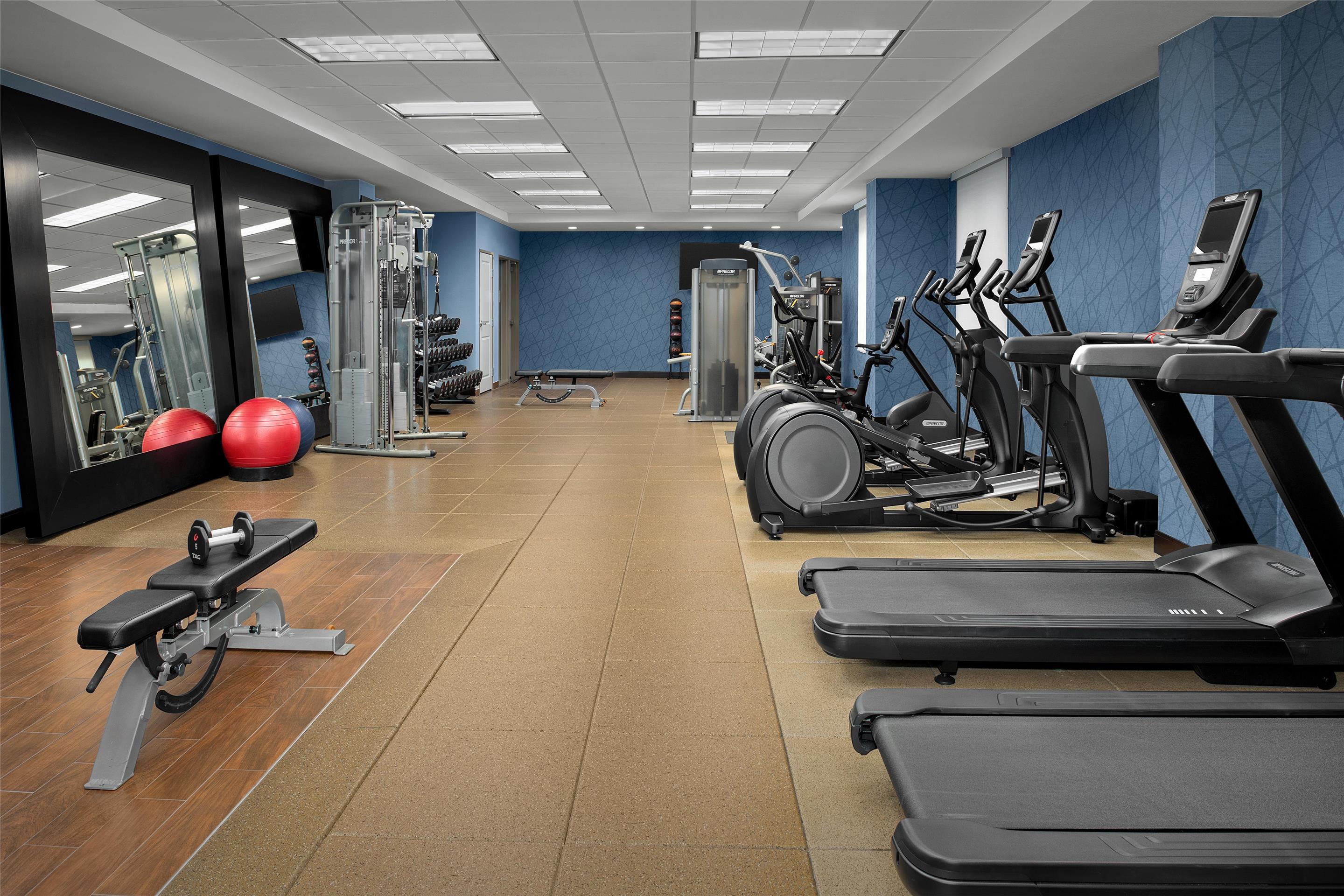 Health club fitness center gym | Homewood Suites by Hilton Seattle/Lynnwood