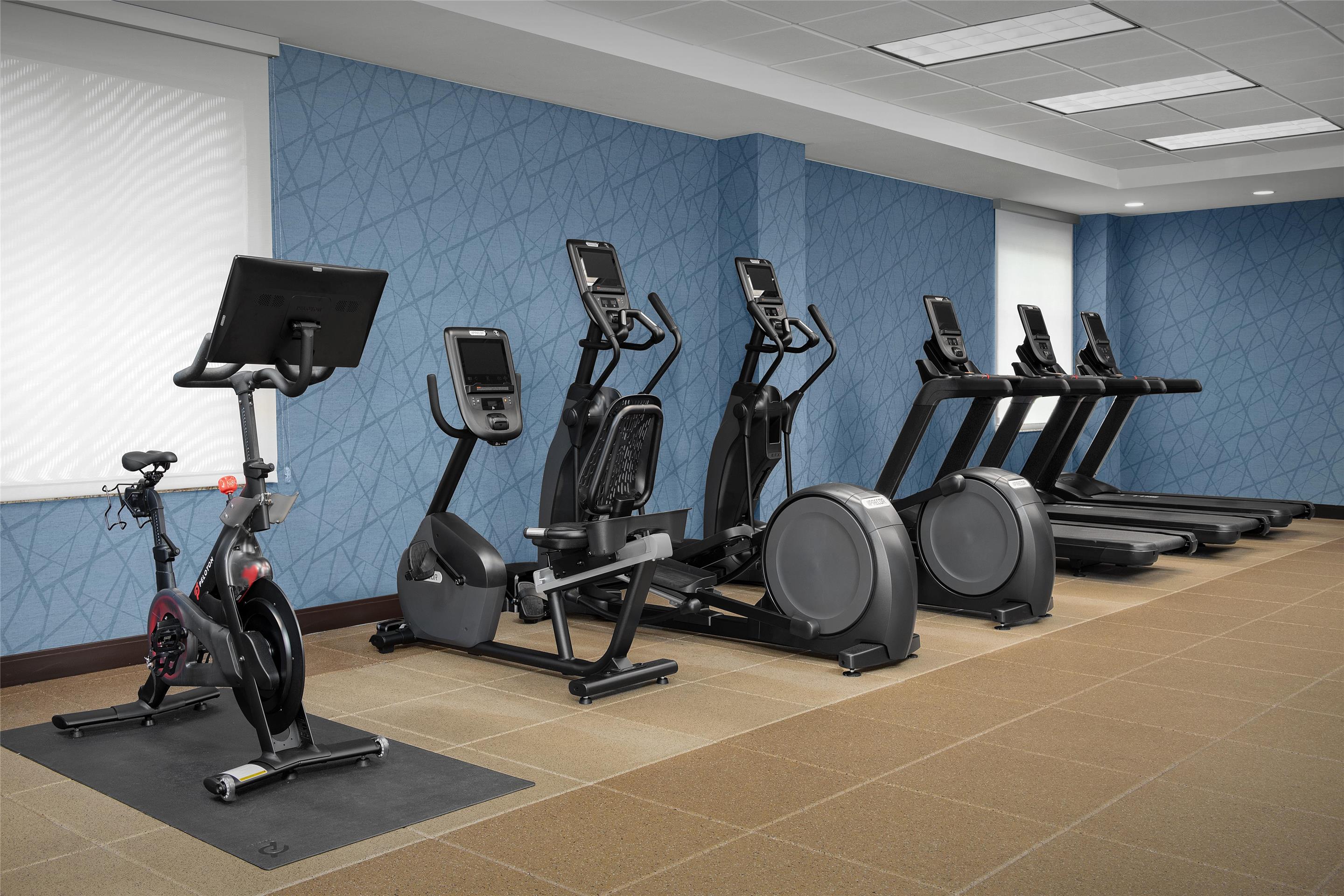 Health club fitness center gym | Homewood Suites by Hilton Seattle/Lynnwood
