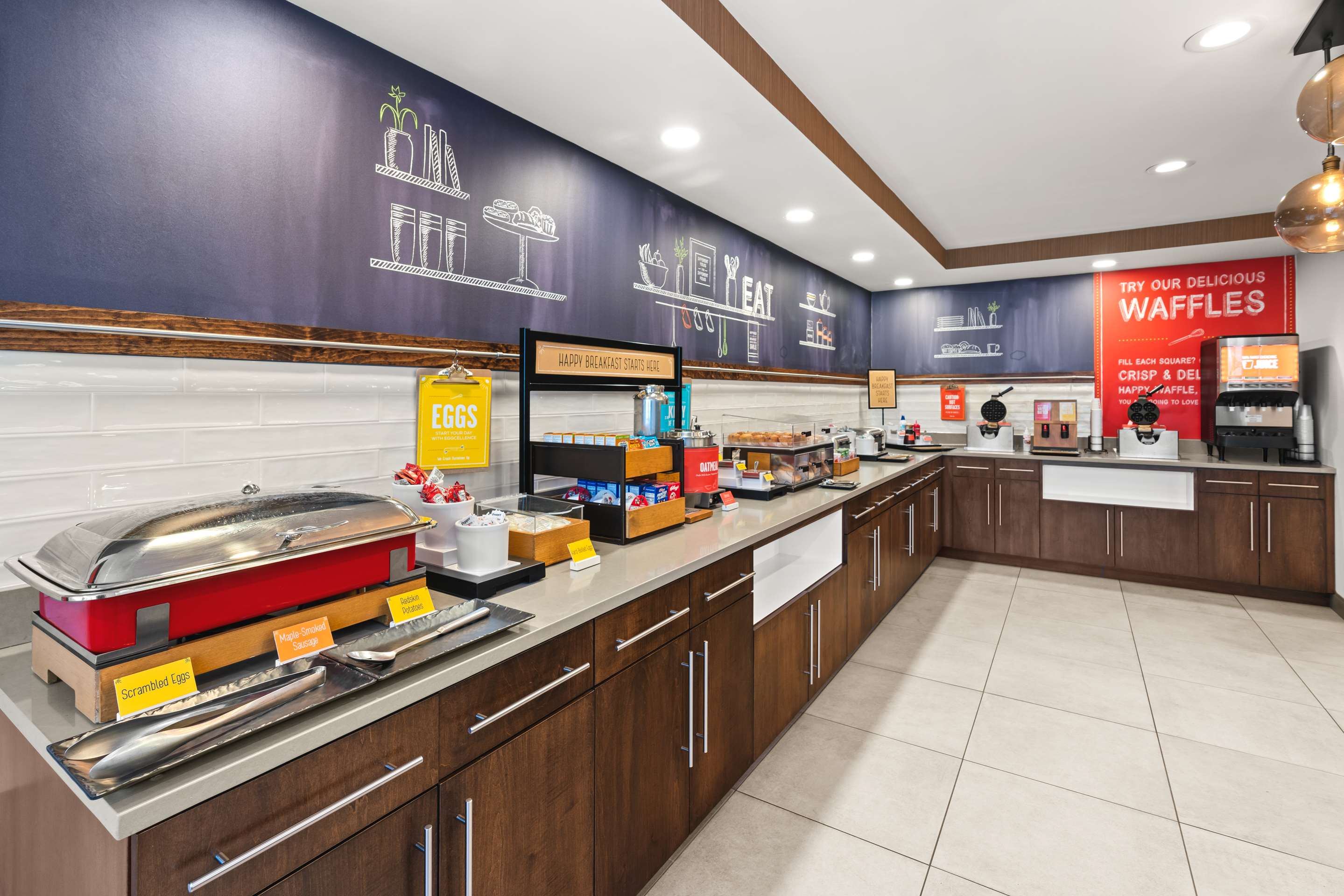 Breakfast Area | Hampton Inn Seekonk