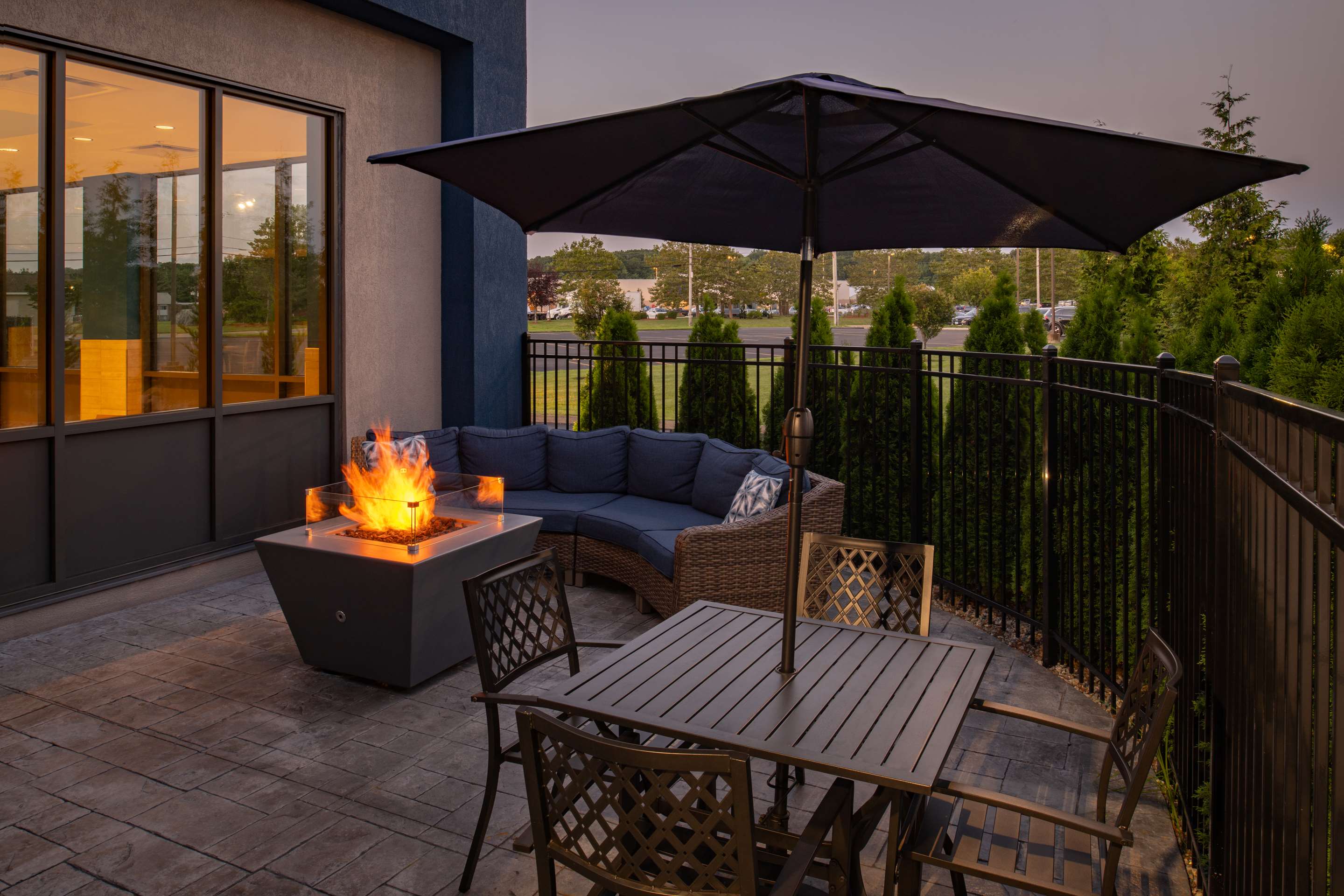 Exterior | Hampton Inn Seekonk