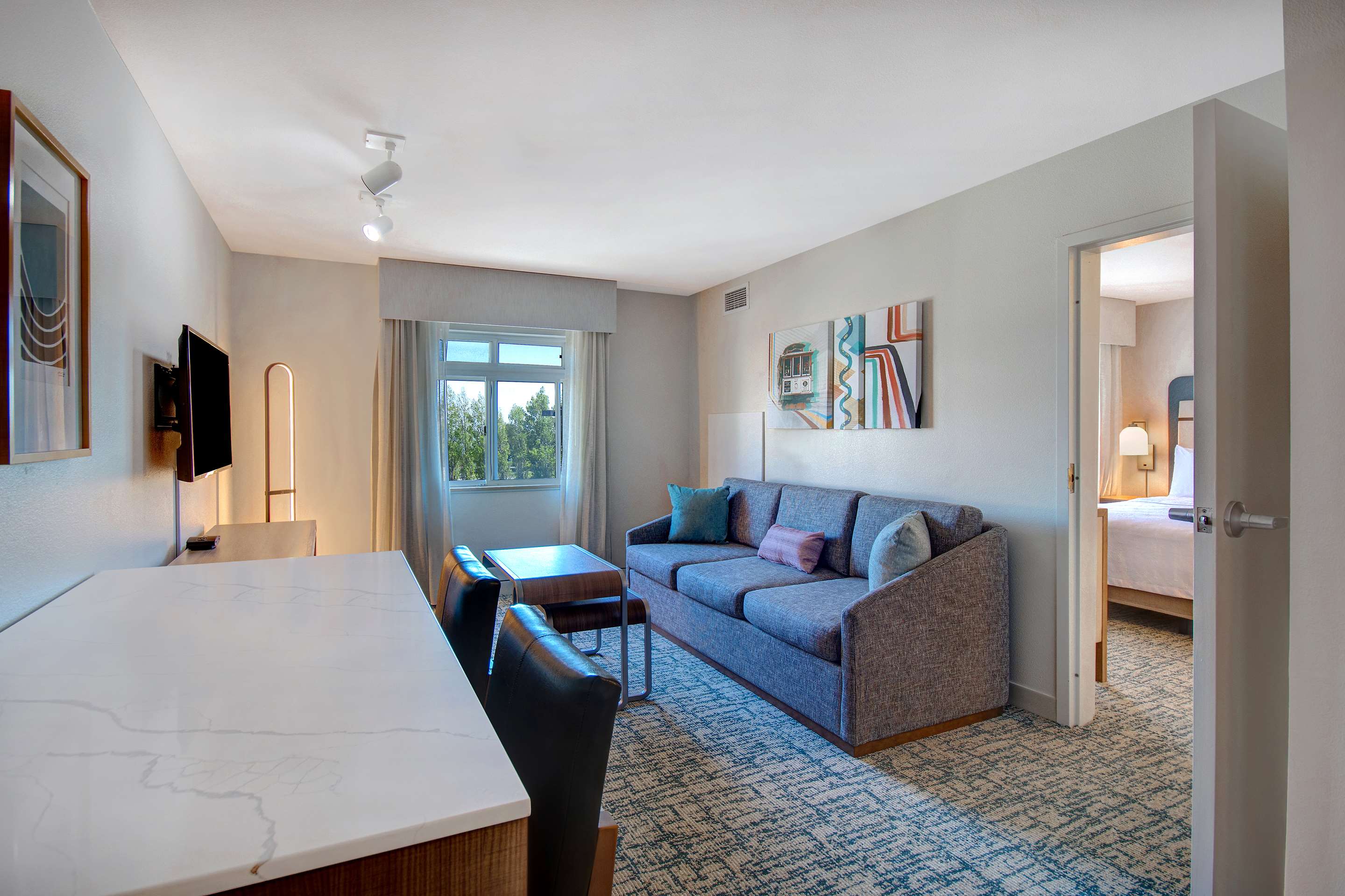 Guest room