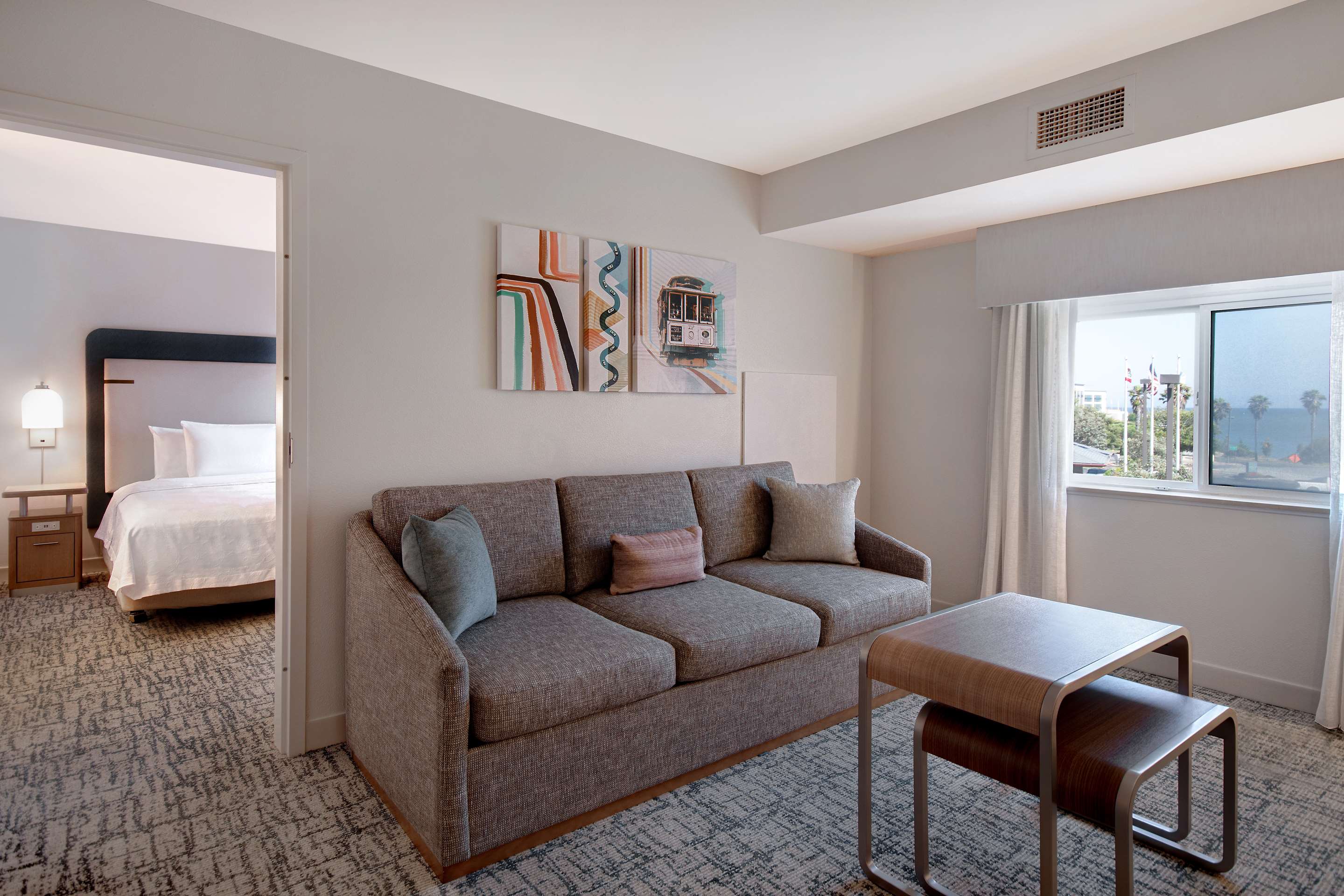 Guest room