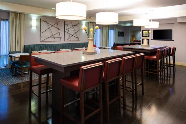 Amenities - Hampton Inn Daly City