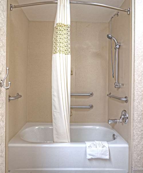  - Hampton Inn Fremont - I-880, Exit 12