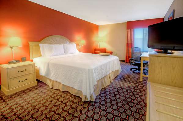  - Hampton Inn Fremont - I-880, Exit 12