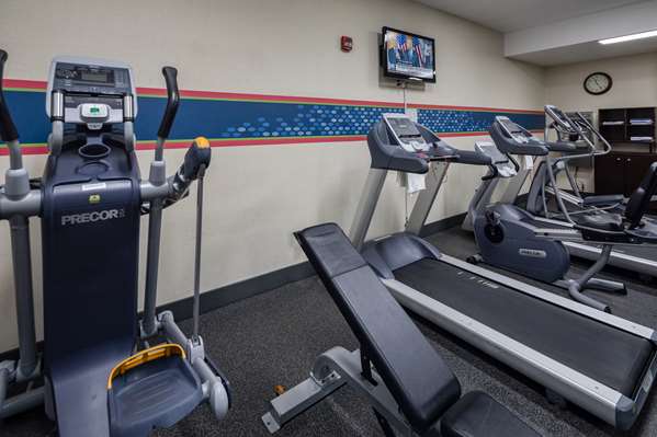 Fitness/ Exercise Room - Hampton Inn SFO Airport South San Francisco