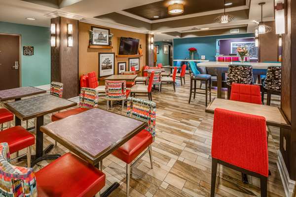 Restaurant - Hampton Inn SFO Airport South San Francisco