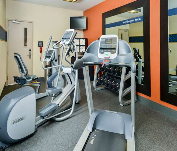 Fitness/ Exercise Room - Hampton Inn & Suites Burlingame