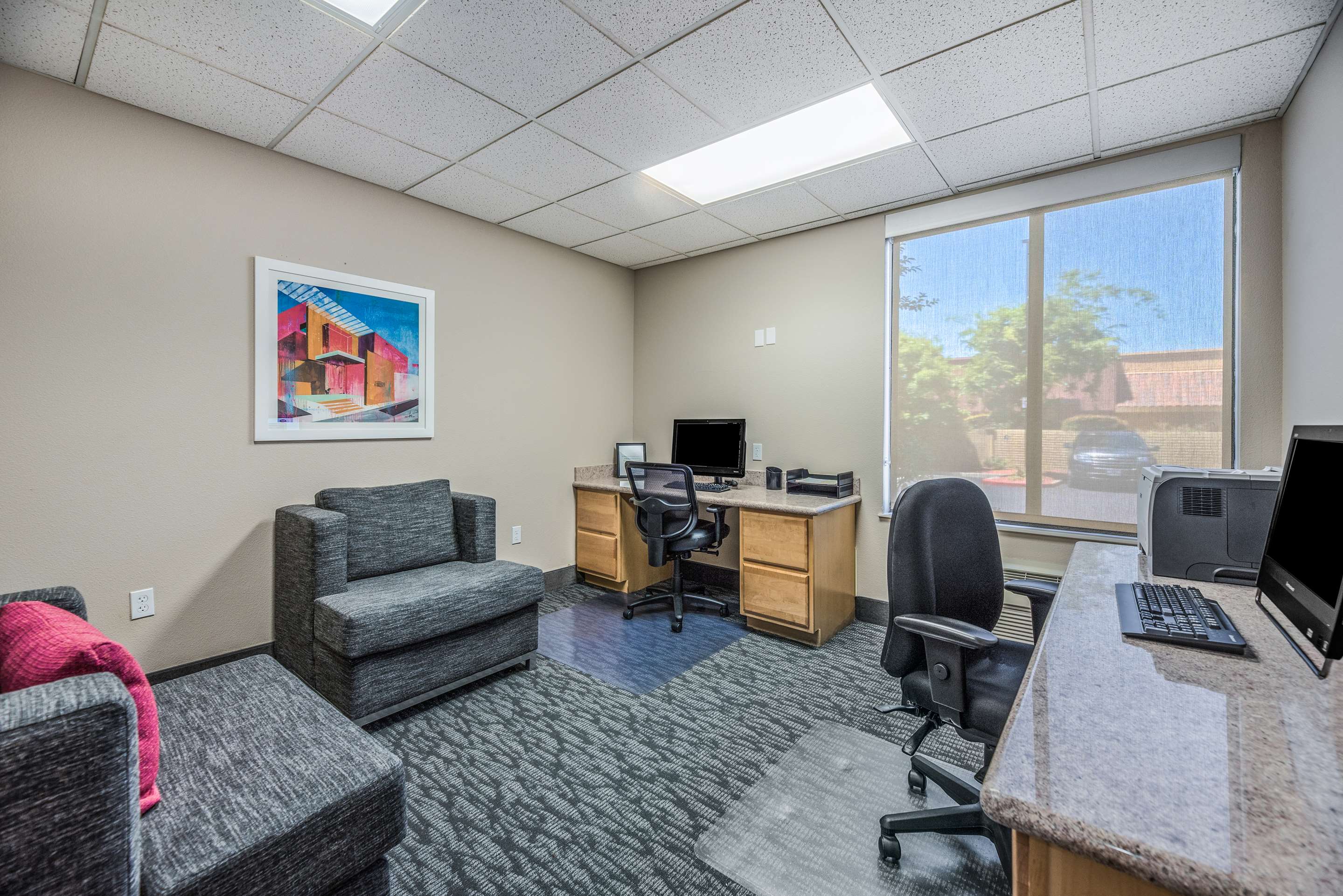 Business Center | Hampton Inn Oakland-Hayward