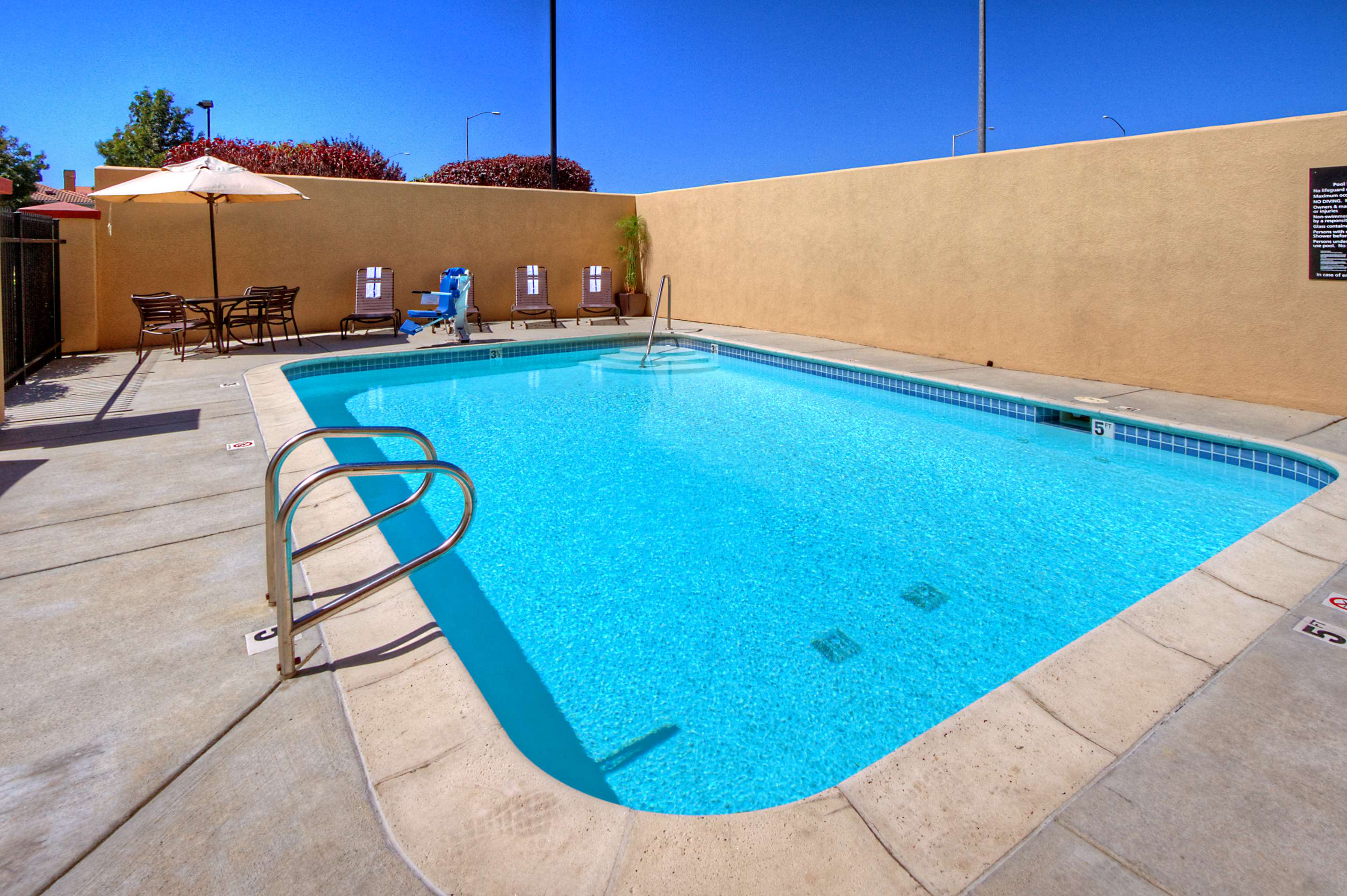 Pool | Hampton Inn Milpitas