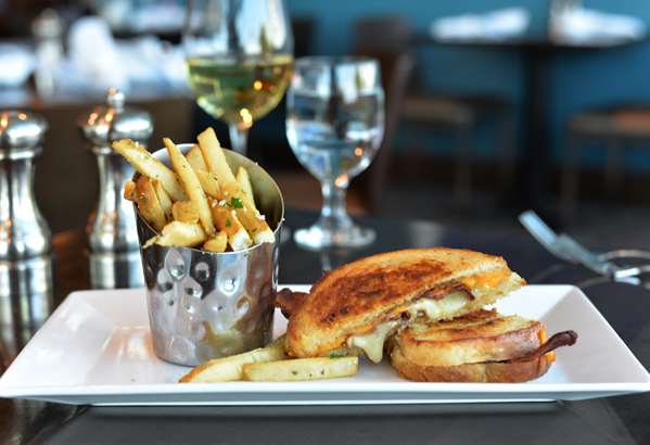 Restaurant - DoubleTree by Hilton Hotel Airport Brisbane