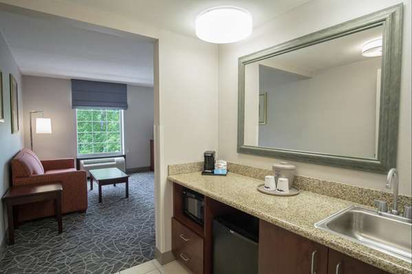  - Hampton Inn & Suites Lenox
