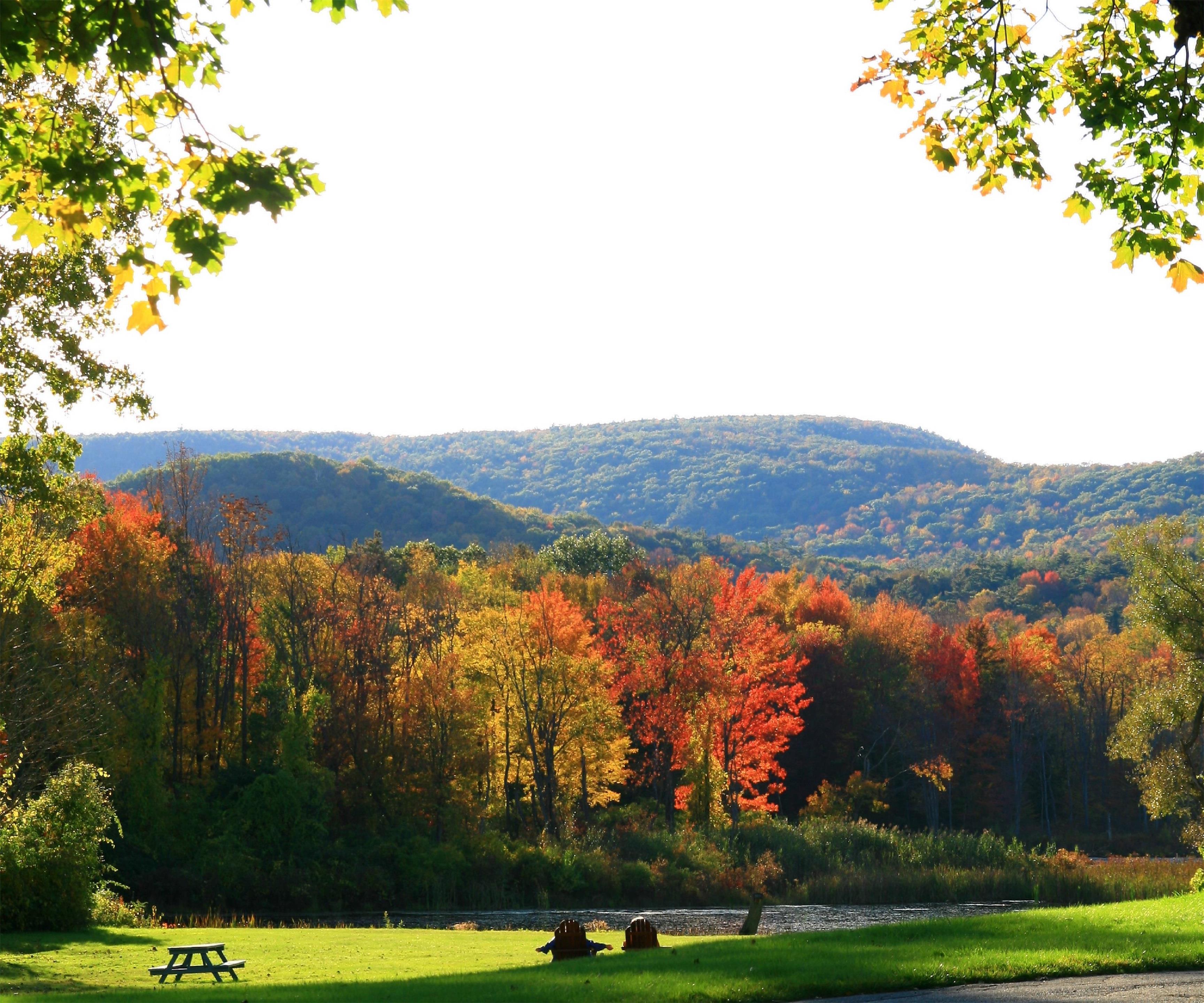 Exterior | Hampton Inn & Suites Berkshires-Lenox