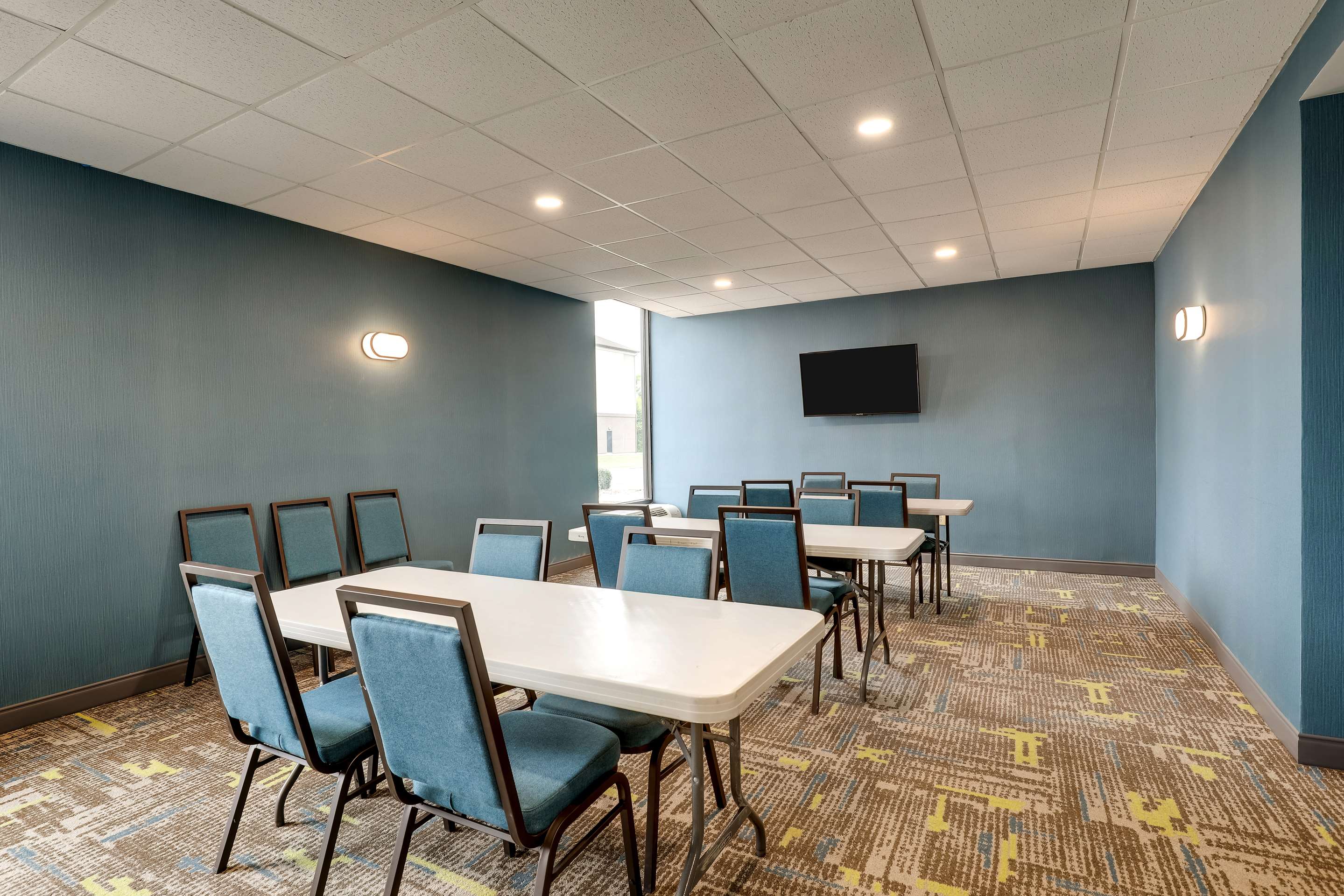 Meeting Room | Hampton Inn Lebanon