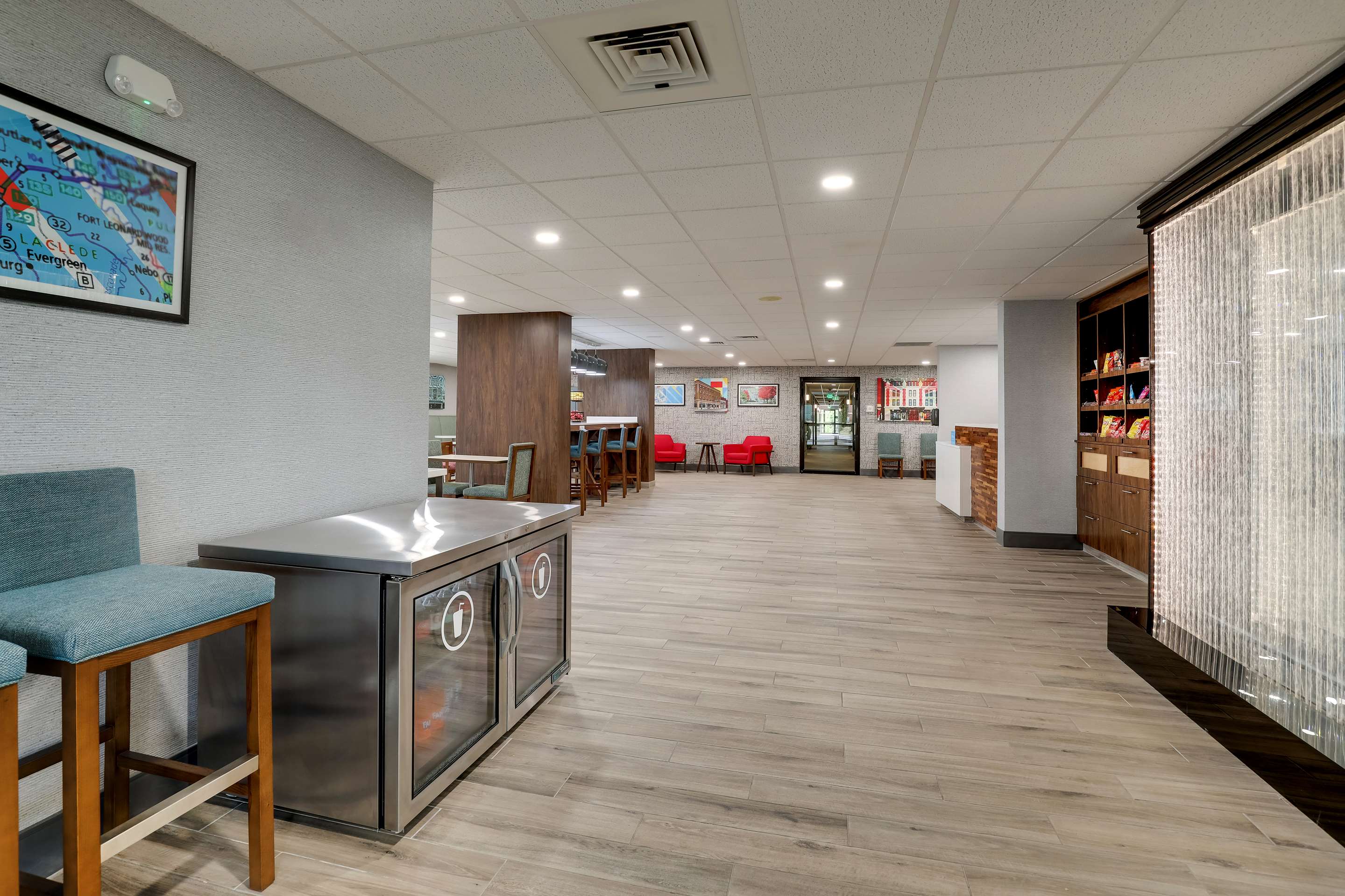 Lobby | Hampton Inn Lebanon