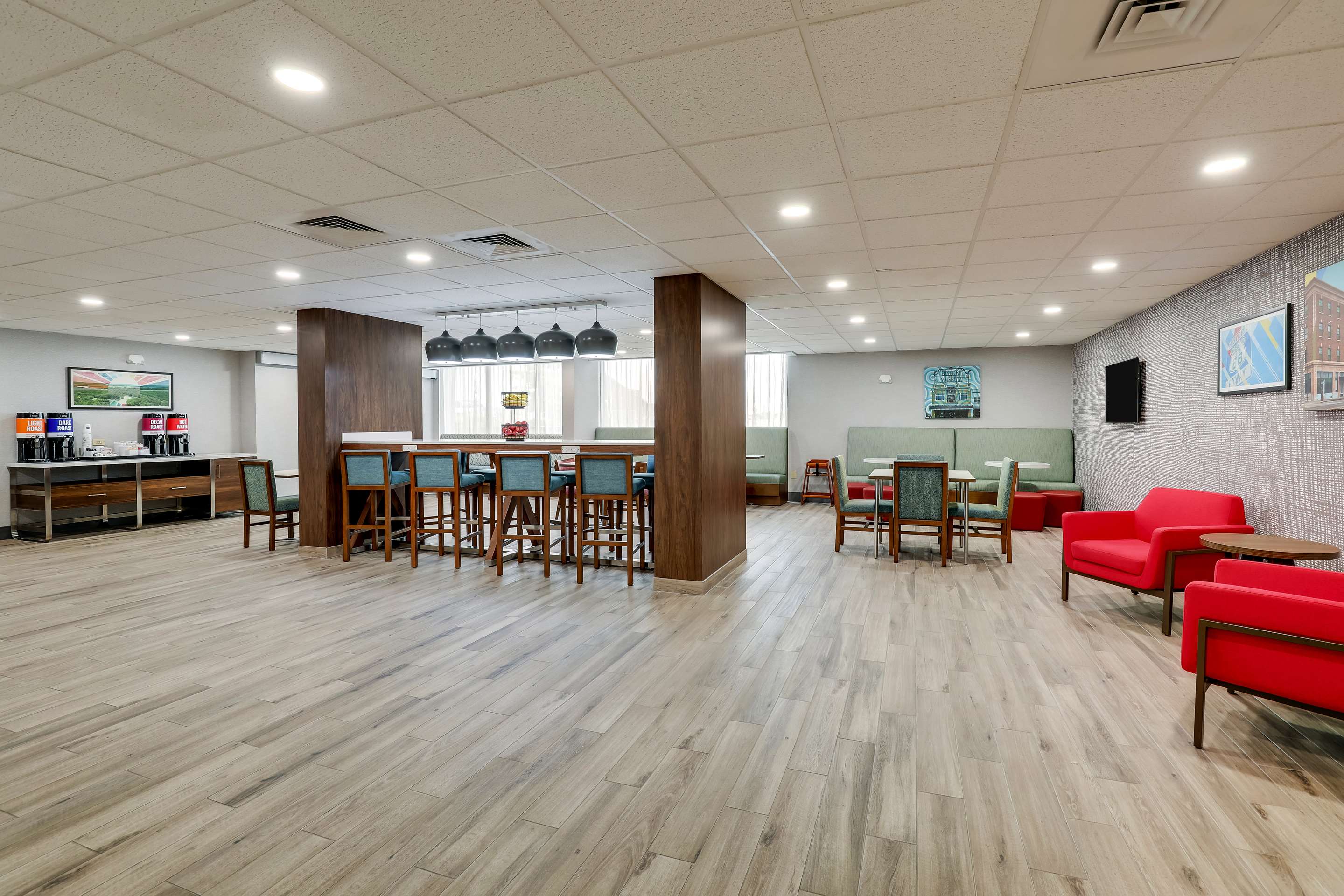 Lobby | Hampton Inn Lebanon