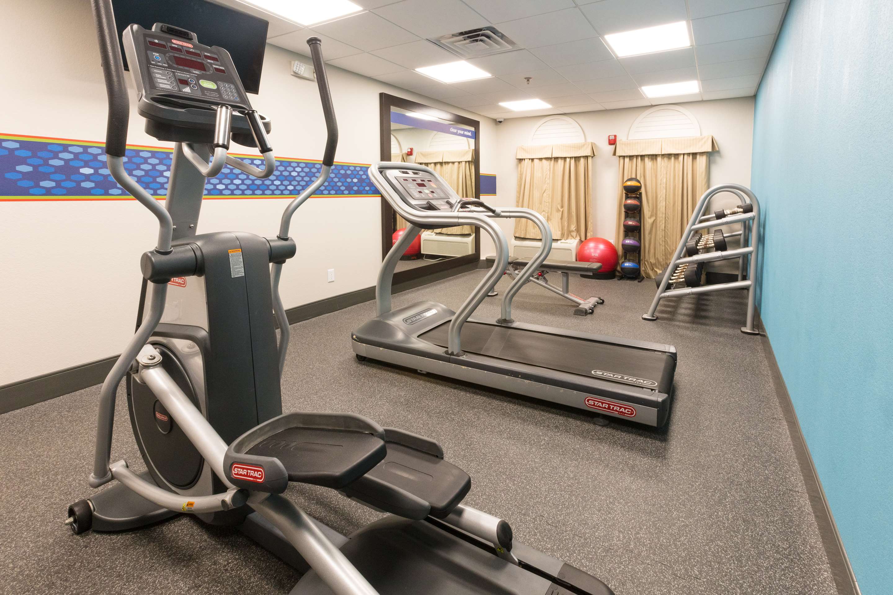Health club fitness center gym | Hampton Inn St. Augustine Beach