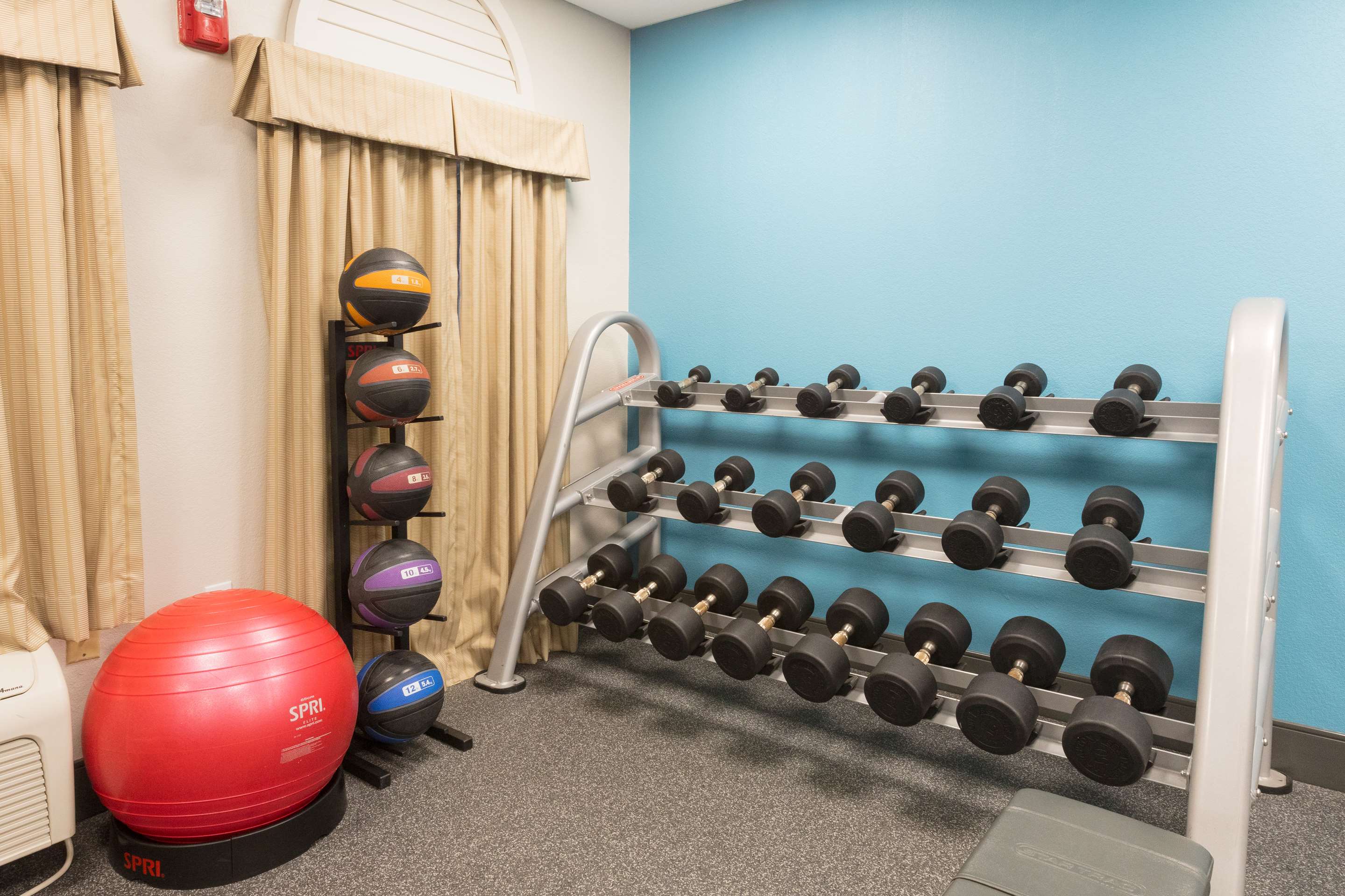 Health club fitness center gym | Hampton Inn St. Augustine Beach