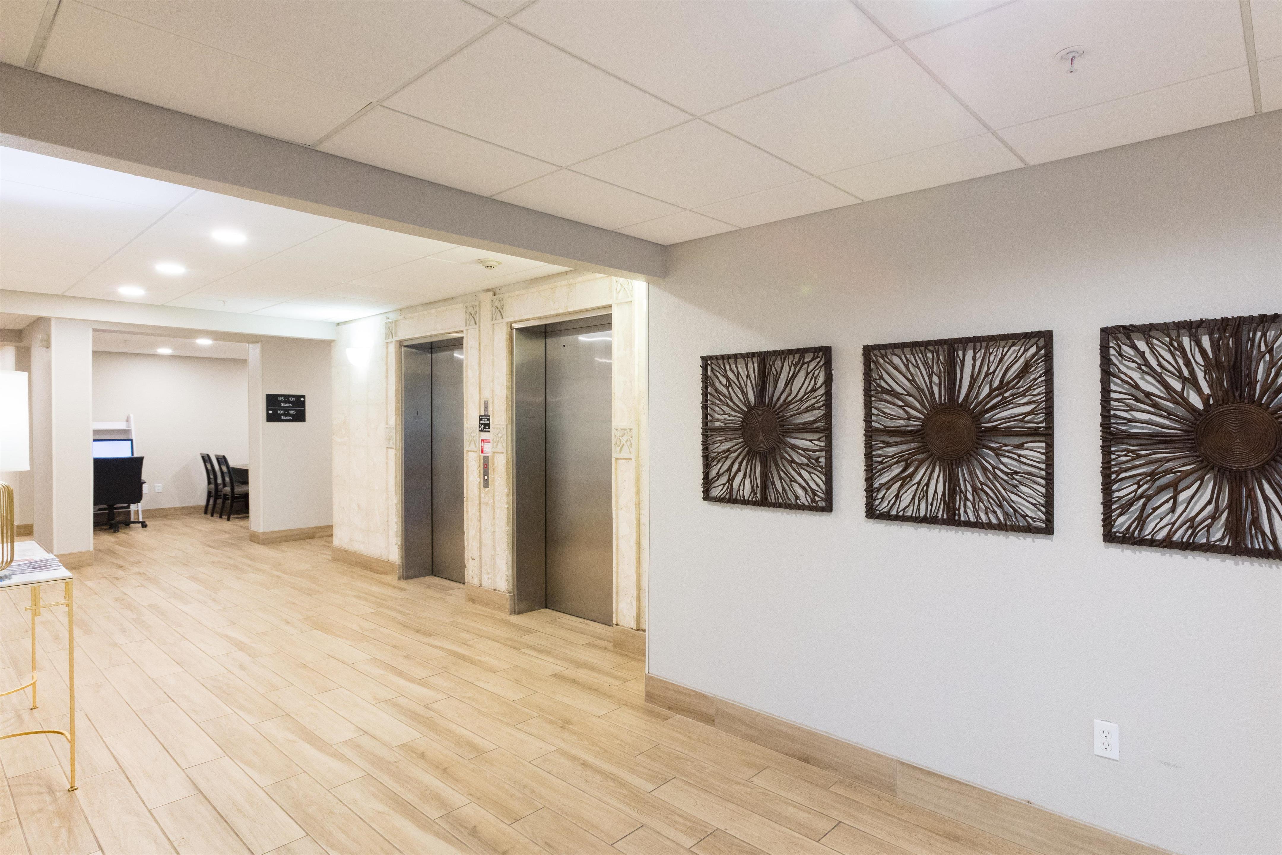Lobby | Hampton Inn St. Augustine Beach