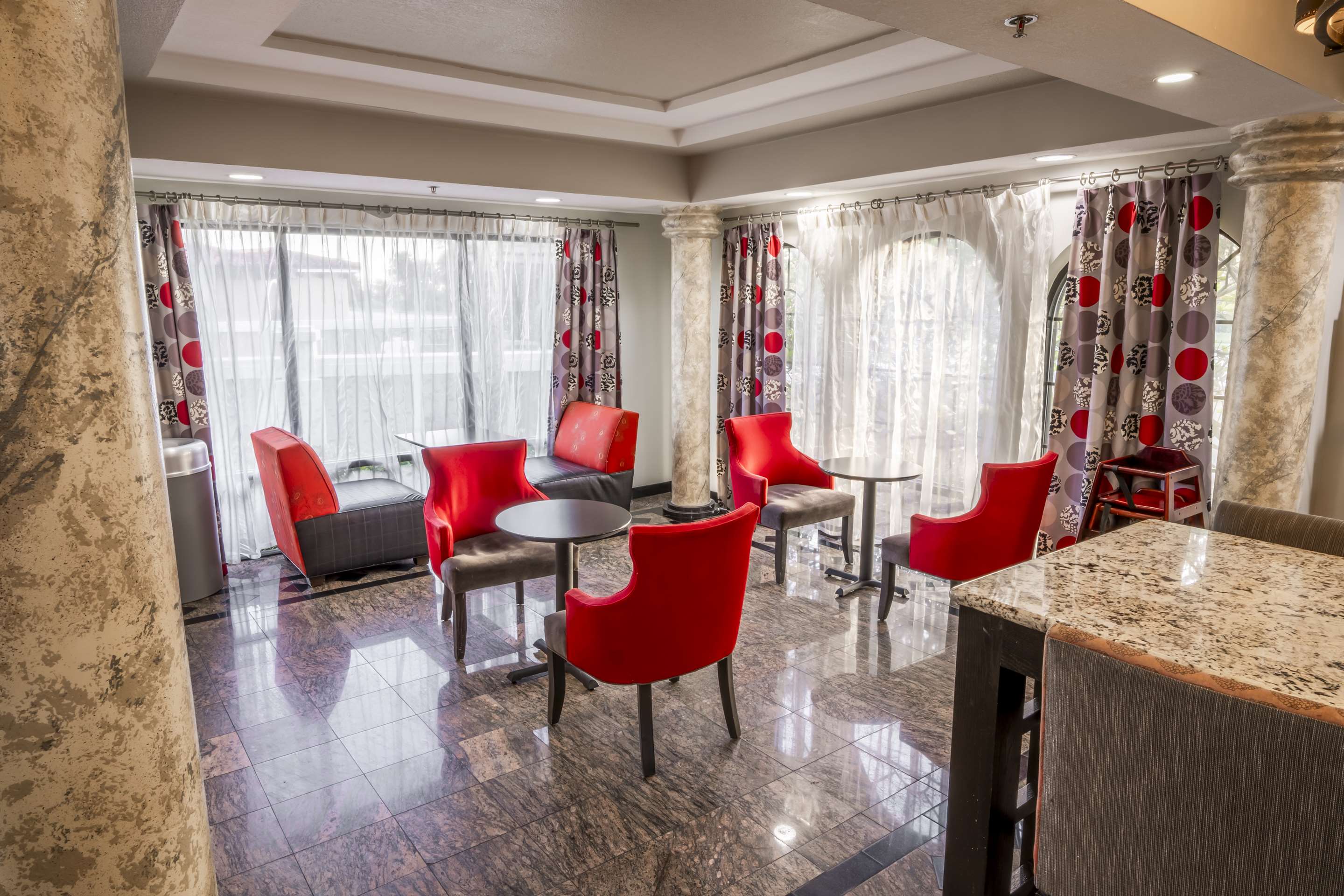 Lobby | Hampton Inn St. Augustine-Historic District