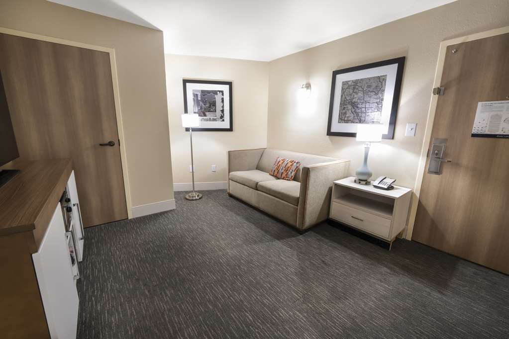 Hampton Inn St. Augustine-Historic District - Tap to explore photos