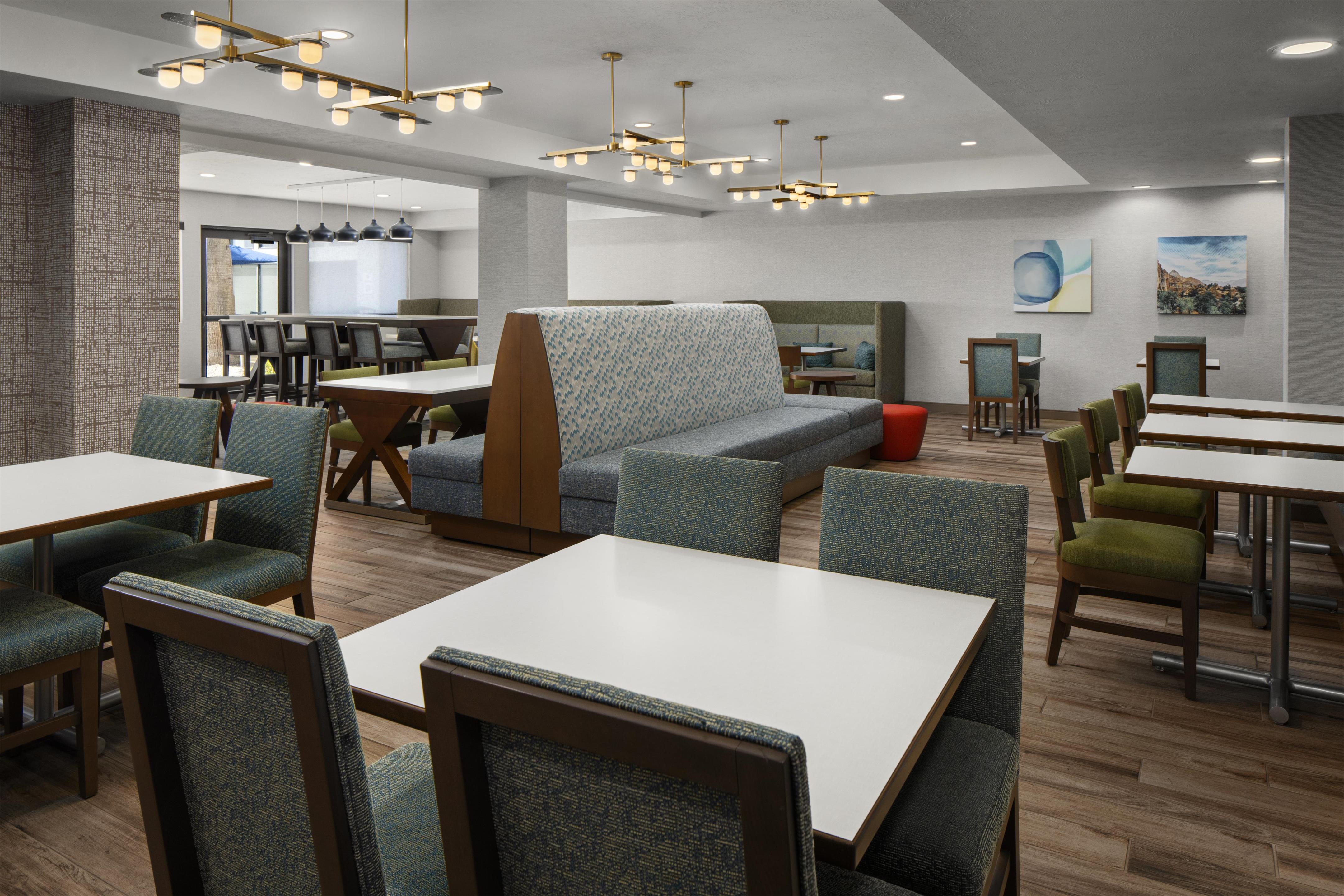 Lobby | Hampton Inn St George